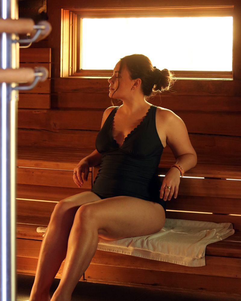 Détente dans le sauna méditatif Tuli au Nordik Spa Village