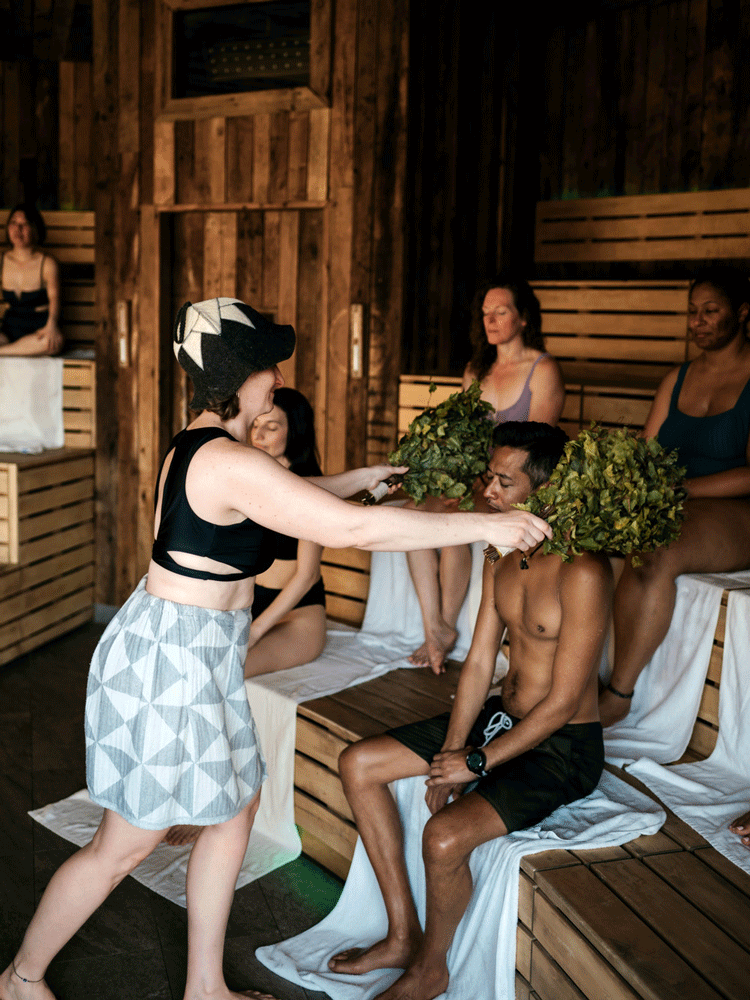 artisan performing a Discovery Arboreal ritual