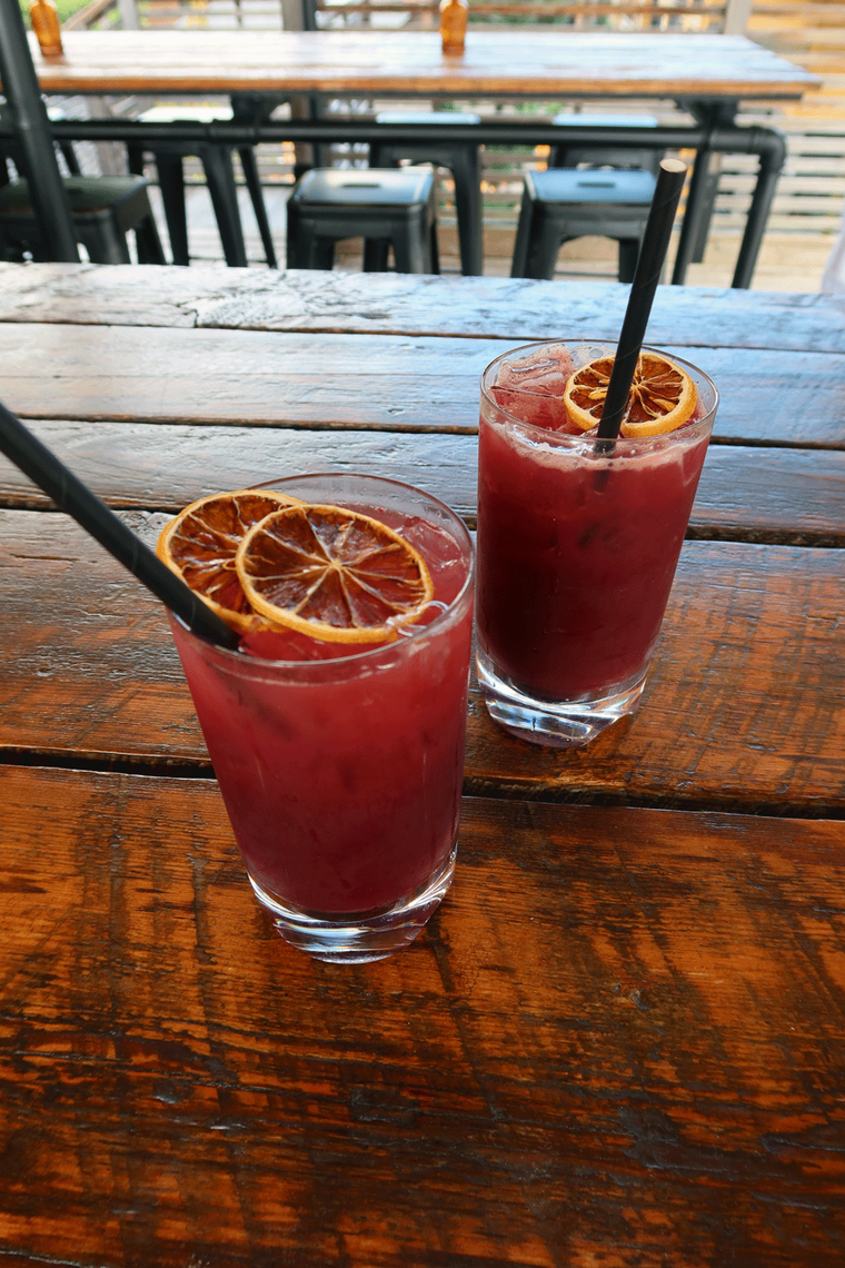 drinks at Le Resto