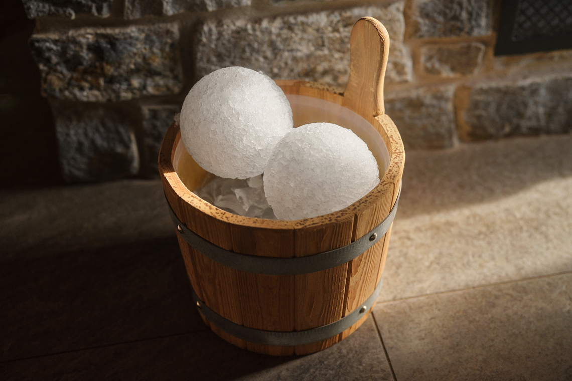 snowballs in a wooden bucket
