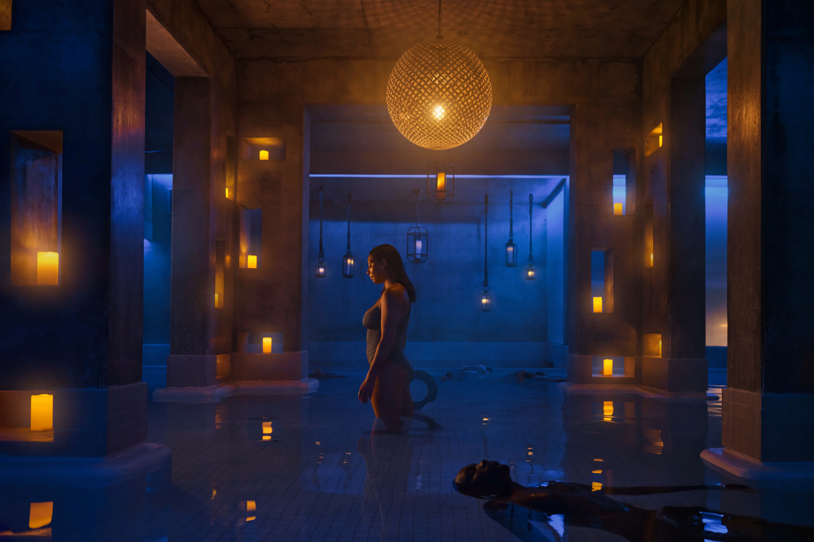 guests in the Kalla bath