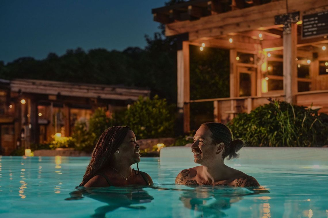 couple dans le bain Nakyma