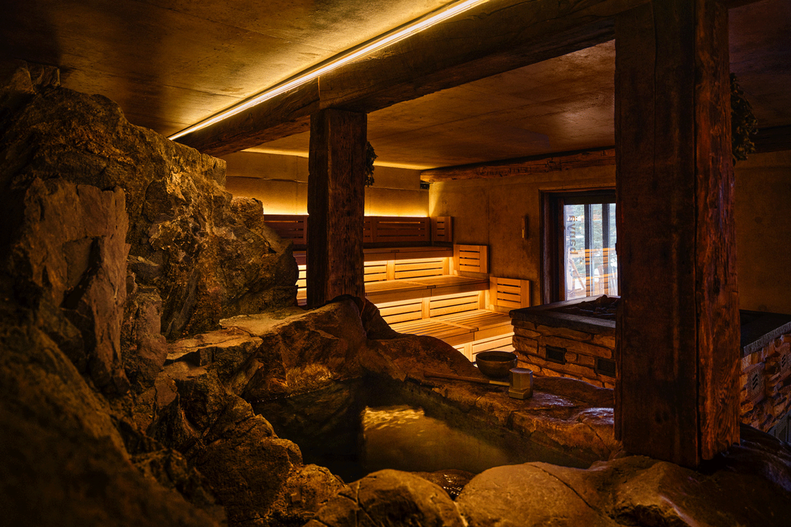 inside the telluric sauna