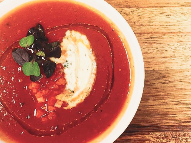 Recette coup de coeur : soupe tomate et basilic